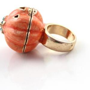!yellow Rhinestone Pumpkin Ring Halloween Ring